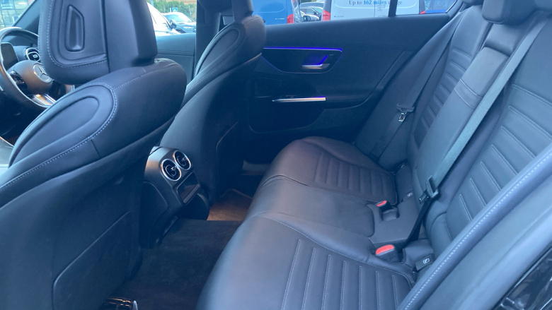 Mercedes-Benz C-Class C220d AMG Line 4dr 9G-Tronic Diesel Saloon